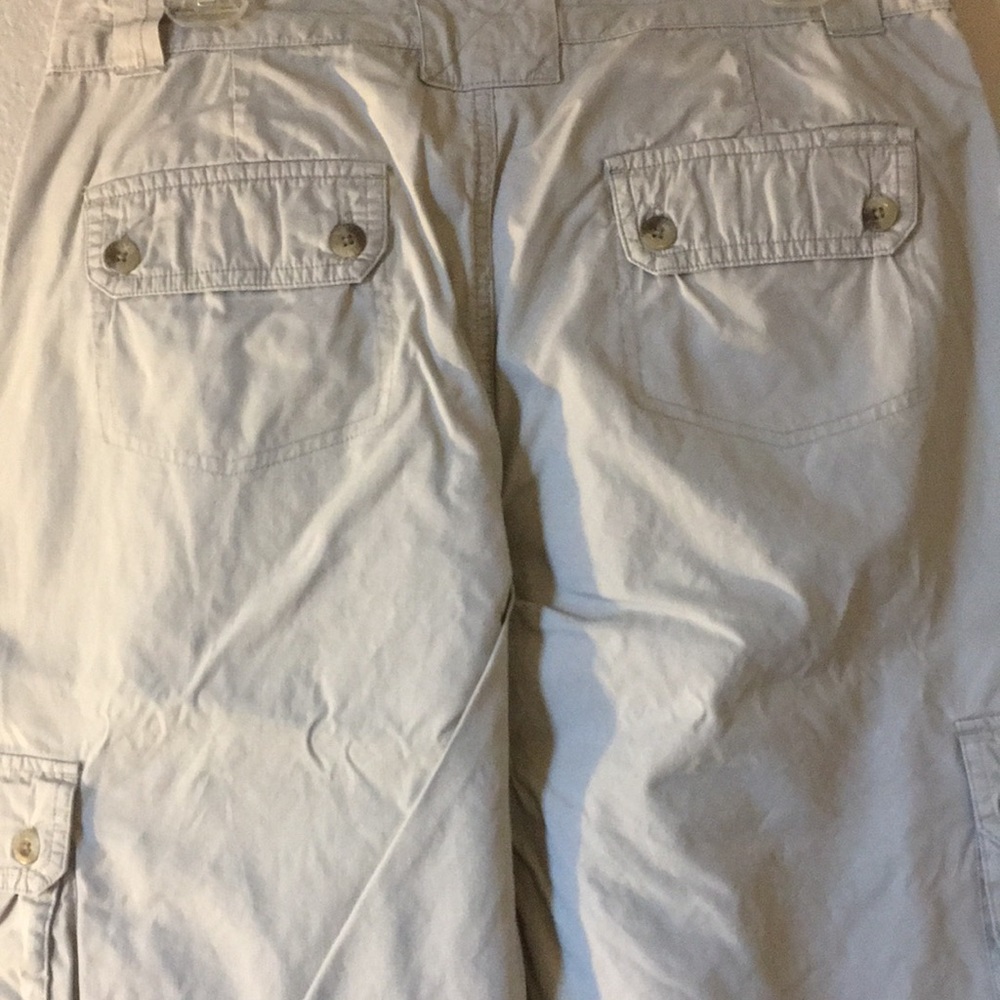 Columbia Women’s Cropped Pants - Picture 8 of 8